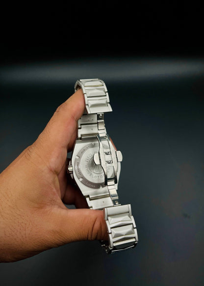 Hublot Diamond Cut Date Adjustment