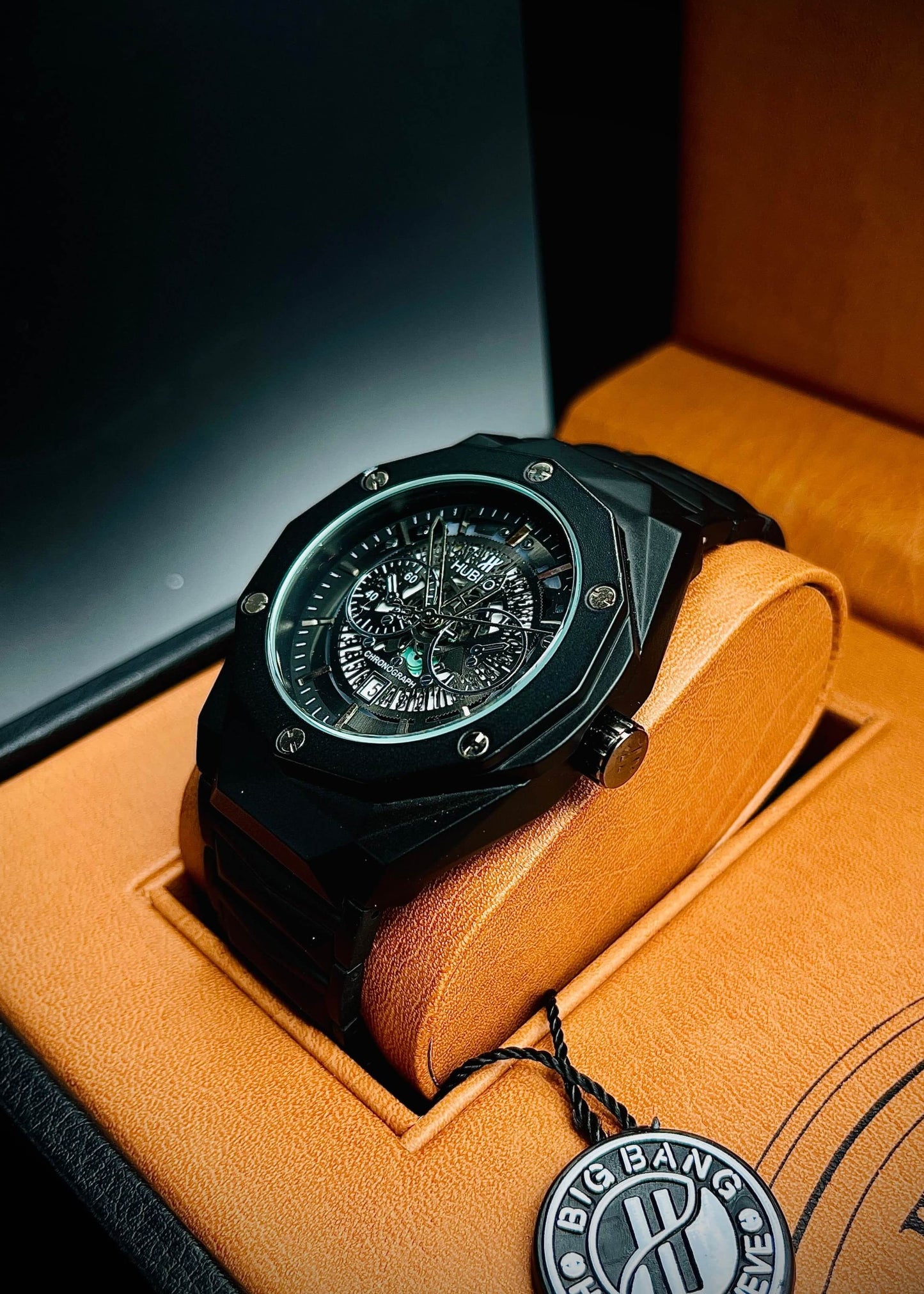 Hublot Diamond Cut Date Adjustment